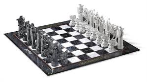 Wizards Chess Set - Harry Potter