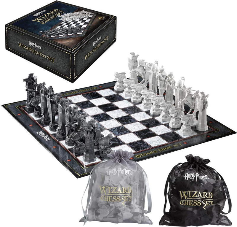 Wizards Chess Set - Harry Potter