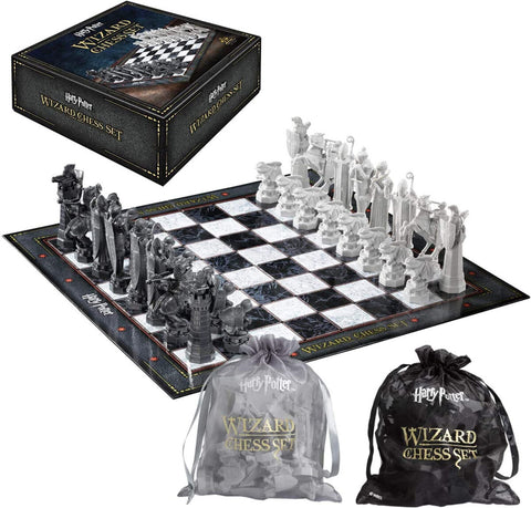 Wizards Chess Set - Harry Potter
